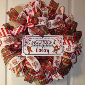 Christmas Gingerbread Bakery Wreath, Holiday Gingerbread deco mesh wreath, Gingerbread bakery, Candy Land Christmas Wreath for front door