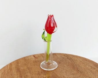 Handgeblazen glazen tulp: miniatuur lampwerkbeeldje