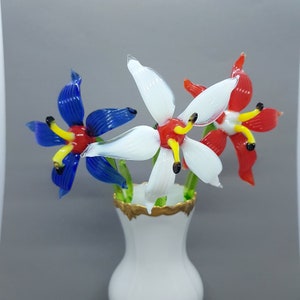 Glass Lily Flower, Glass Lily, Hand Blown Glass Spring Flower