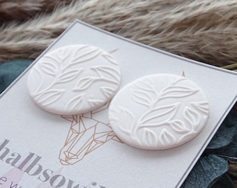 white stud earrings, round earrings, white earrings matte, matte stud earrings, gift, Christmas gift, earrings with floral pattern, Fimo