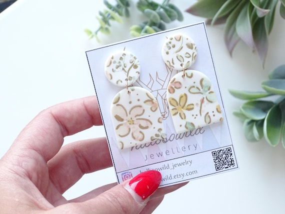 Drop earrings with golden flowers made of polymer clay, lightweight earrings for allergy sufferers, nickel-free jewelry, two-piece earrings, handmade