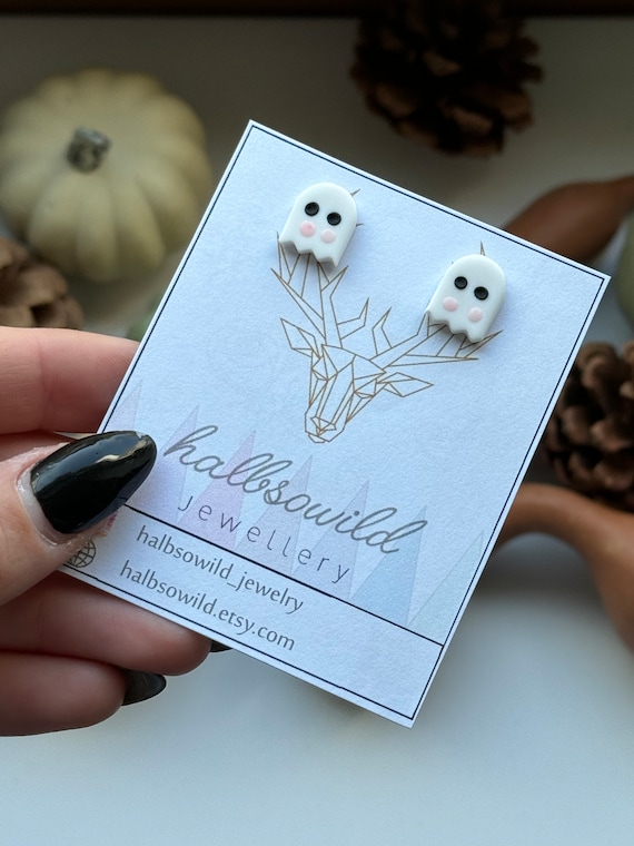 Ghost earrings, little ghost earrings, white ghost made of polymer clay, cute ghost, small Halloween earrings, earring for child