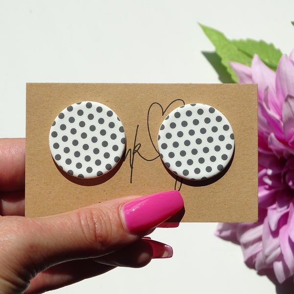 Earrings polka dots, round stud earrings with dots, white earrings with black dots, polymer clay stud earrings, large stud earrings