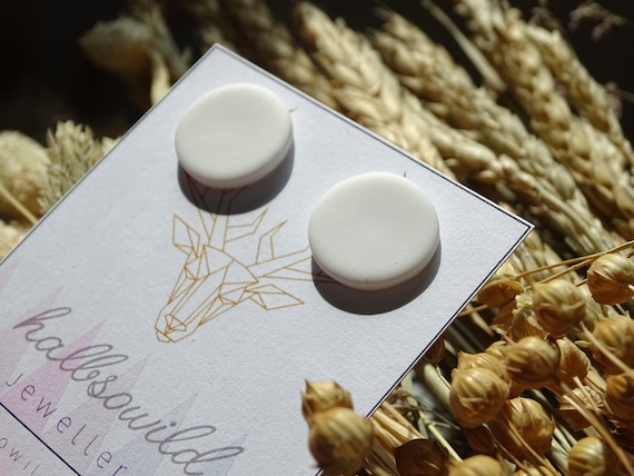 White earrings, white clips, white stud earrings, white earrings, small stud earrings, large stud earrings, gift for mom, white jewelry, Fimo