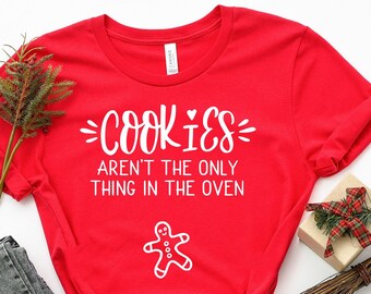 There's a cookie in the oven Christmas pregnancy reveal red jumpers set 