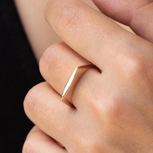 14k Solid Gold Edge Ring Dainty Geometric Ring Women Designer Chunky Ring Gold Thick Band Statement Ring image 1