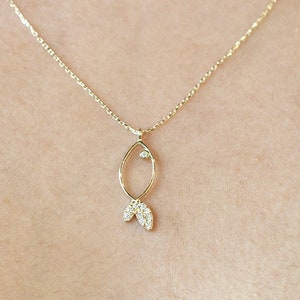 14K Gold Dainty Charm Pendant, Fish Charm Pendant, Gift For Women, Pisces Zodiac Sign, Gold Pet Necklace