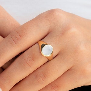 14k Yellow Gold Enamel Ring, Gold Pearl Enamel Ring, Dainty Sparkly Ring, Gold Enamel Signet Ring, Real Gold Stylish Jewelry