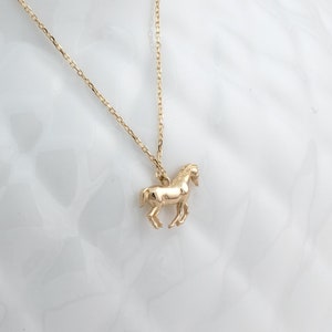 14k Solid Gold Horse Necklace, Gold Minimal Horse Pendant, Unique Design Horse Pendant, Horse Design Necklace, Dainty Animal Jewelry
