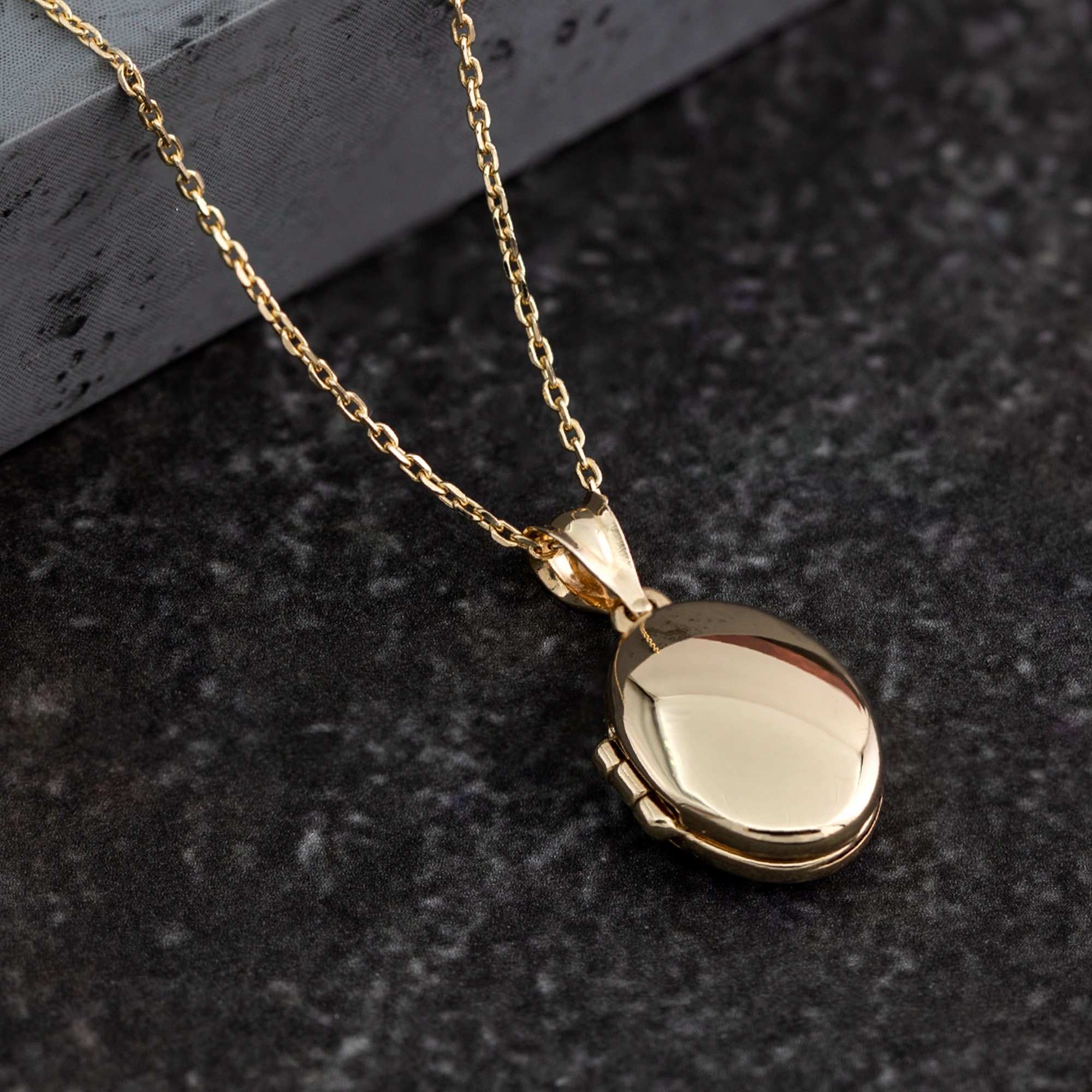 Mini Locket Gold 14k Yellow Gold Oval Mini Locket, 14K Solid Gold Oval Locket Pendant ...