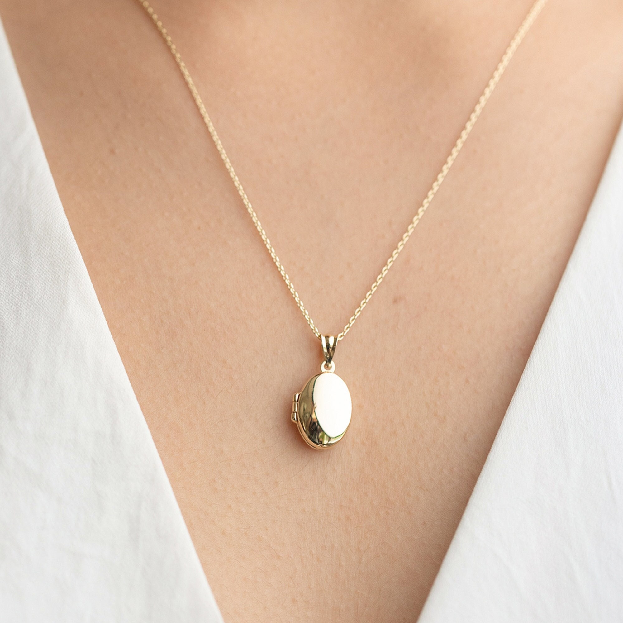 Mini Locket Gold 14k Yellow Gold Oval Mini Locket, 14K Solid Gold Oval Locket Pendant ...