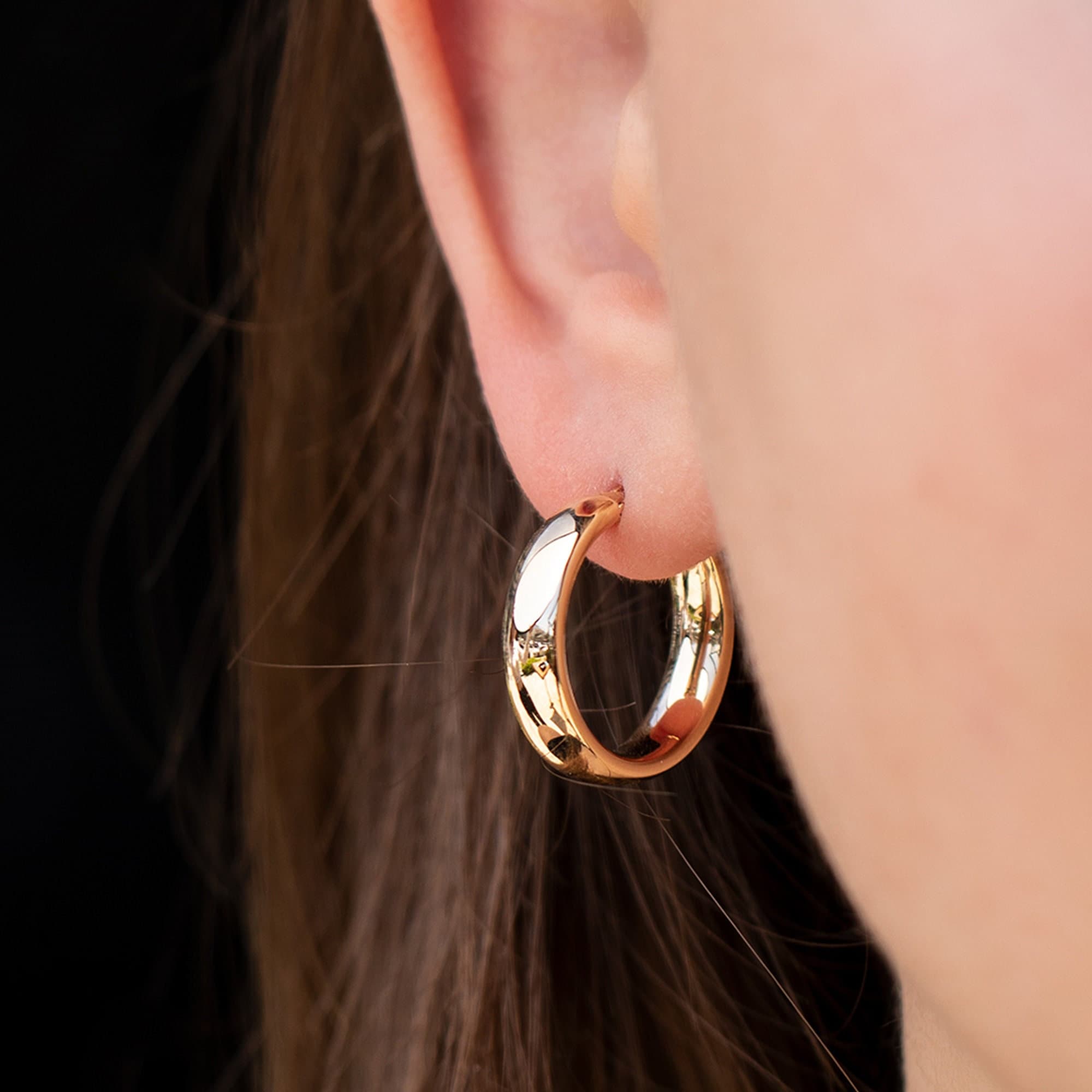 あい　Classic Hoops Thick Small Gold Classic Thick Gold Hoop Earrings | Statement Hoops