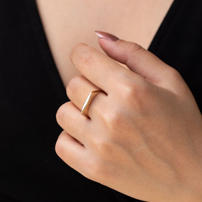 14k Solid Gold Edge Ring Dainty Geometric Ring Women Designer Chunky Ring Gold Thick Band Statement Ring image 1