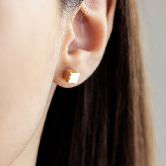14K Yellow Solid Gold High Polished Cube Stud Earrings 0.16 0.20