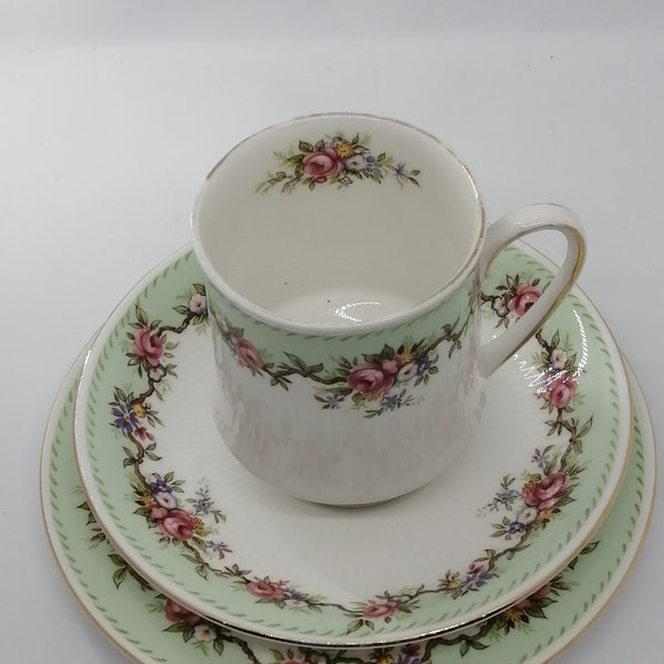 Paragon Fine Bone China / Paragon coffee cups / Paragon Rosalia pattern / Vintage coffee cups