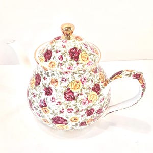 Bule grande de chá floral / Bules de chintz / Bules / Bule grande de chintz / Bules grandes / Bules de cerâmica / Chá da tarde / Mesa de chá da tarde