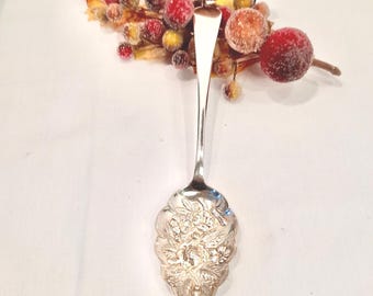 Edwardian berry spoon / Silver plate berry spoon / Downton Abbey Style / Berry spoons / Berry servers / Berry serving spoon / Fine dining