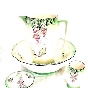 Edwardian pitcher and bowl / Large pitcher and bowl / Edwardian bathroom / Downton Abbey style / Edwardian home / Pitcher and bowl set