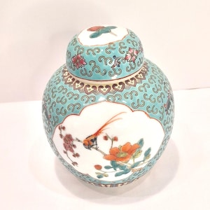 Ginger jars / Ginger jar / Cloisonne ginger jars / Kitchenalia / Fine dining / Period living / Chinese ginger jars / Cloisonne jars / China