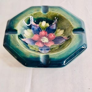 Moorcroft pottery - Etsy 日本