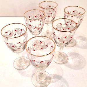Sherry  glasses / Port glasses  / Liqueur glasses / 1960s drinkware / Mid-century / Tableware / Mid-century home / MCM / French glassware