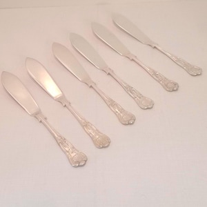 Silver plate fish eaters / Fish slicers / Silver plate flatware / Fine dining / Downton Abbey style / Period dining / Flatware / Cutlery