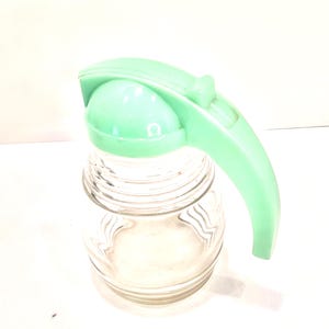 Sirupausgießer / 1950er Jahre Sirupausgießer / 1950er Küche / Kitchenalia / Honigausgießer / Vintage Küche / 1950er Zuhause / Glas Sirupausgießer