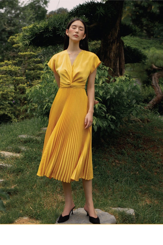 mid calf wedding guest dresses