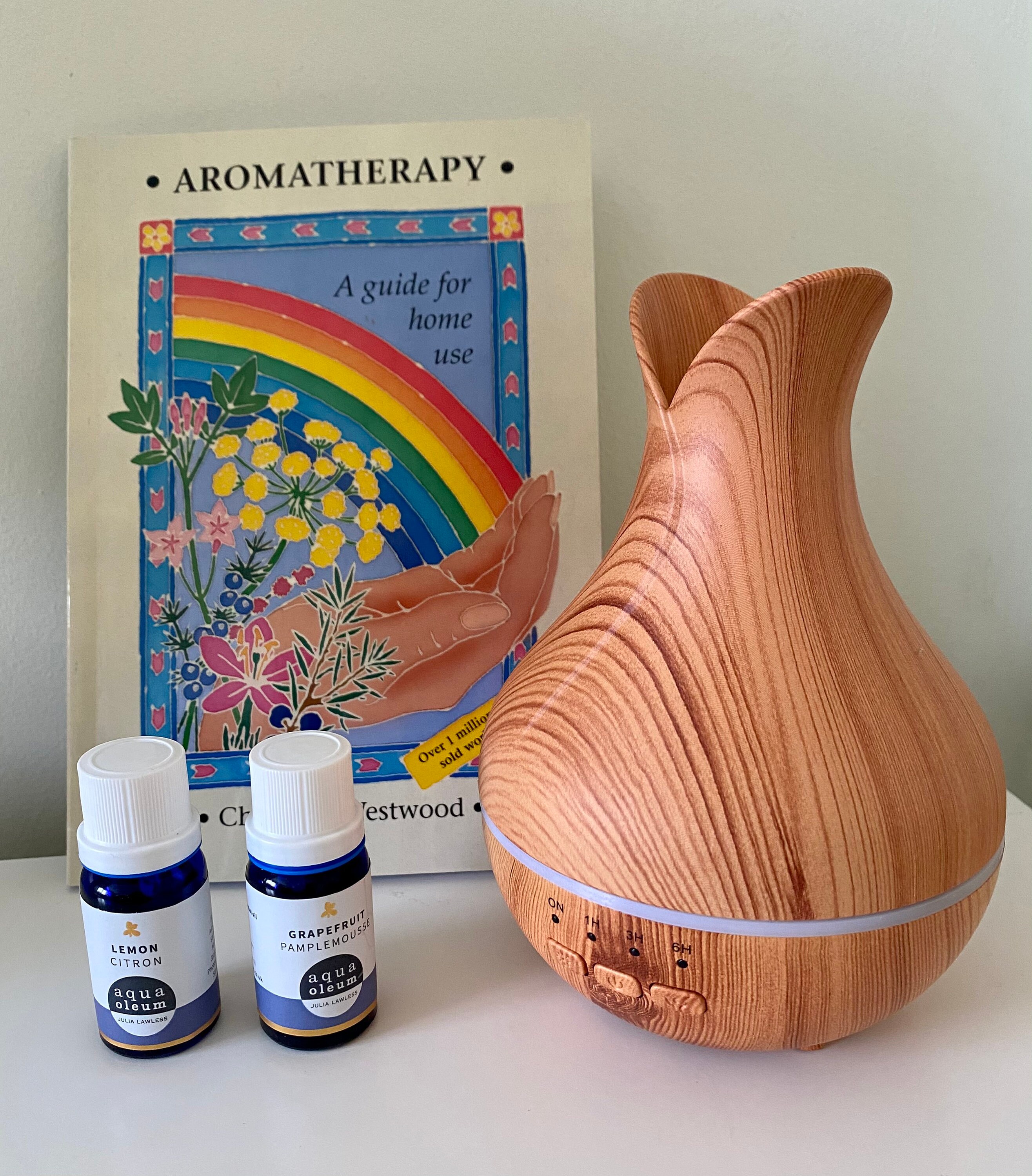 Aromatherapy diffuser starter kit with essential oils of lemon Etsy