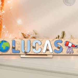 Benutzerdefinierte Raum gemusterte Name Puzzle Erde Planet Montessori Spielzeug Holz Namen Zeichen Astronaut personalisierte Geburtstag Ostern Geschenk für Kind Kleinkind