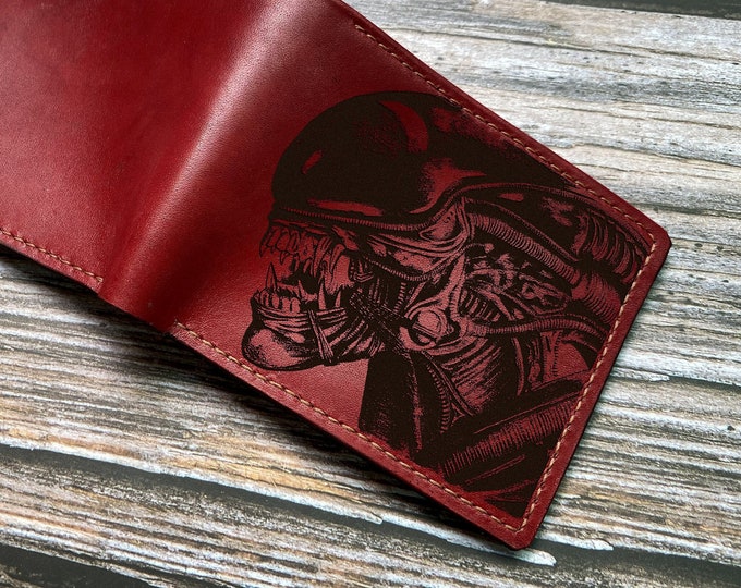 Alien Xenomorph Leather Wallet: Handmade Horror Monster Gift