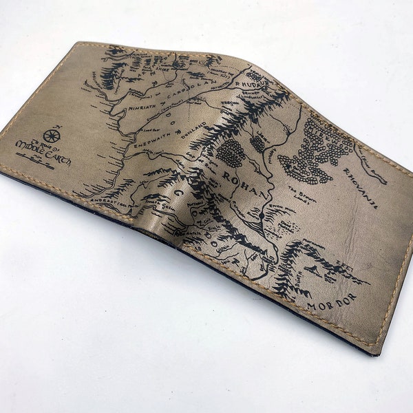 Middle Earth vintage map leather men's wallet, custom wallet for LOTR hobbit Rings of Power fan, personalized leather men's wallet