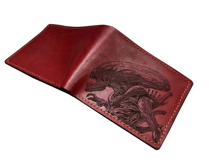 Engraved Alien Xenomorph Leather Wallet, Horror Bifold Wallet