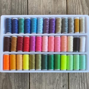 Jeu de fils pour machine à coudre - Assortiment de 39 fils - Fils Machine à Coudre - Nähgarn Sortiment - Kit de fils à broder - Multicolore