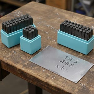 3 MM タイプライターフォントコンビネーションメタルアルファベット