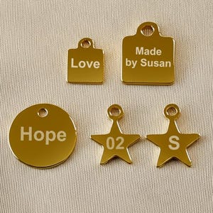 50 benutzerdefinierte Edelstahl Charm, Gold personalisierte Charm, Logo Charm Beads, Laser gravierte Charm Beads Schmuck Armbänder machen