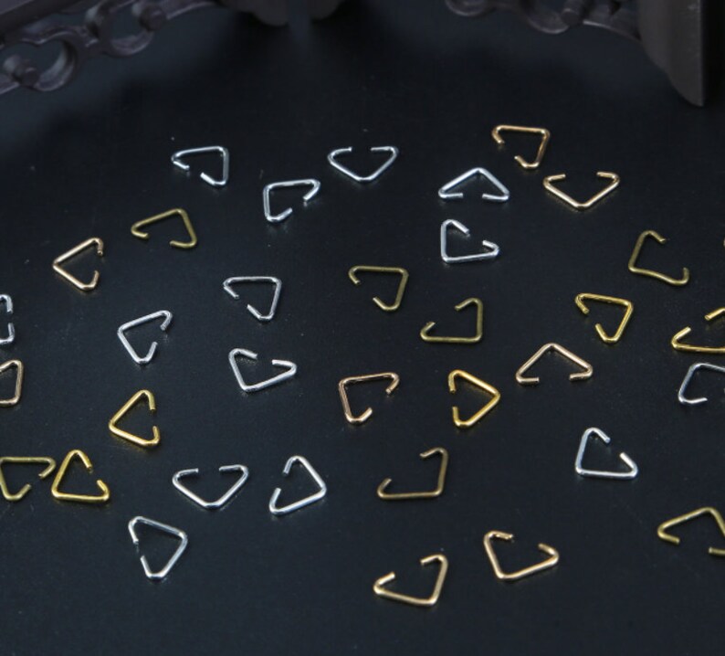 100 Triangle Jump Rings Shiny Gold Silver Open Jump Rings Etsy