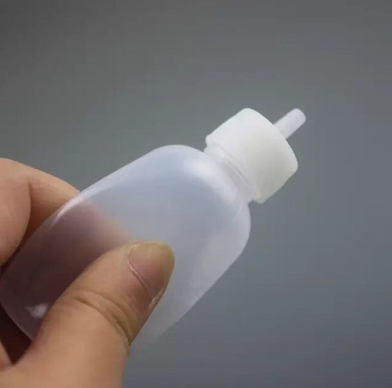 Applicator Bottle Squeeze Dispensers - Round Bottle - 16ga x 1 Needle