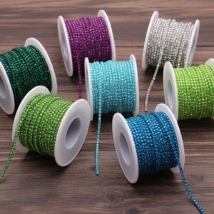 Strassketting met helder kristal - 2 mm sprankelende doe-het-zelfaccessoires - Zwart Blauw Groen Rood Paars Wit - Kop strassversiering - Enkele rij