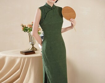 Traditional sleeveless cheongsam. pankou modern qipao dress. Minimalist vintage gown. Chinese tea ceremony dress. elegant. gift for her.