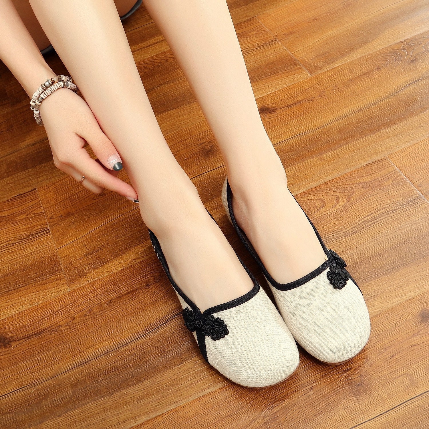 Wesaloes Trachtenschuhe Damen Flach - Dirndl Sneaker Mit Spitzen Für Oktoberfest