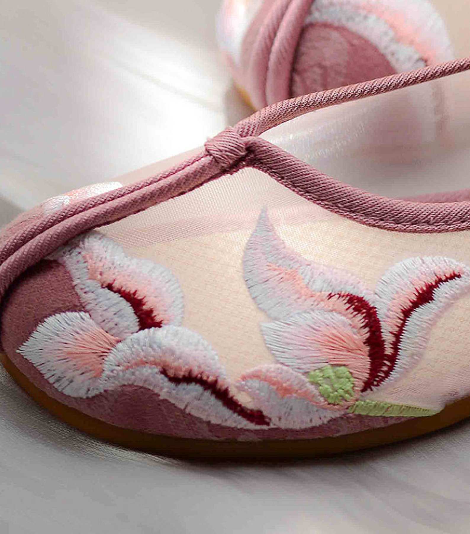 Chinese Sandals. Traditional Embroidered Shoes. White. Pink. - Etsy