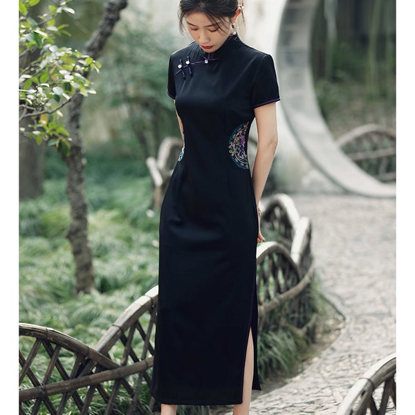 Traditionelles chinesisches Kleid |Retro-Cheongsam-Kleid |schwarz, bestickt, kurze Ärmel |modernes Qipao-Kleid |elegantes Abendkleid |Geschenk für Sie