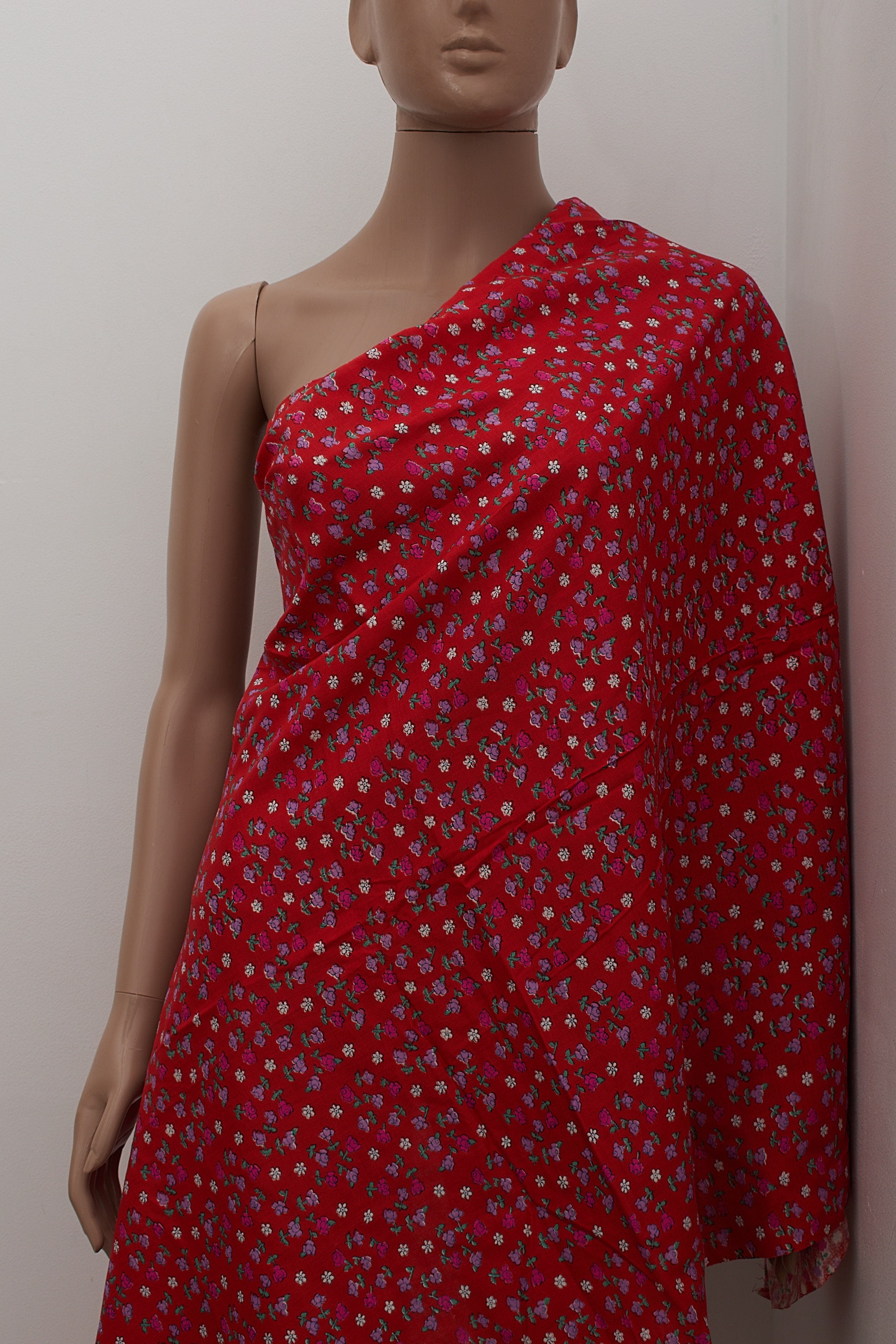 1960s Vintage cotton viscose fabric dressmaking floral red Etsy