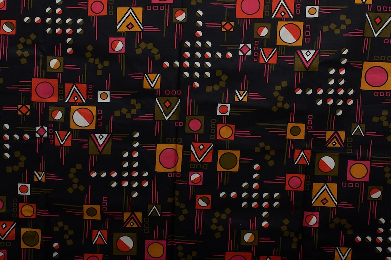 Fabric for patchwork quilting Quilting Sewing Retro 1990 Vintage Cotton Fabric Geometric pattern on black background