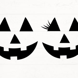 Pode incluir: Desenhos de rostos de abóbora de Halloween pretos. Um design apresenta um rosto clássico de jack-o'-lantern, enquanto o outro tem cílios acima dos olhos. Ideal para artesanato e decorações de Halloween.