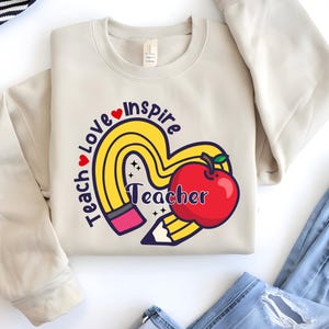 Lehrer Bleistift Regenbogen Png, Teach Love Inspire Png, Lehrer Png, Lehrer Geschenk Design, Geschenk für Lehrer, Lehrer Sublimation Design