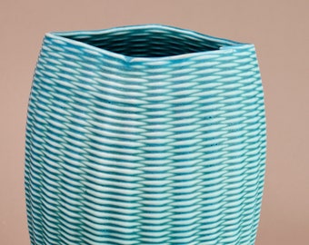 Porcelain Vase #645
