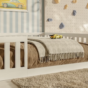 Bodenbett 90 x 200 cm, Kinderbett aus Kiefernholz mit Rausfallschutz in Weiß, Montessori-Bett, Lit enfant,Letto per bambini Bild 6