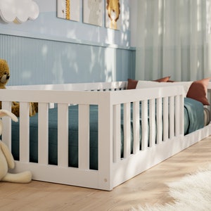 Floor Bed 90 x 200 cm Pine Wood Children's Bed with Fall Protection in White Montessori Bed Lit enfant,Letto per bambini zdjęcie 3